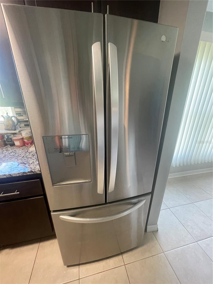 GARDENS THE CONDO - Residential Lease