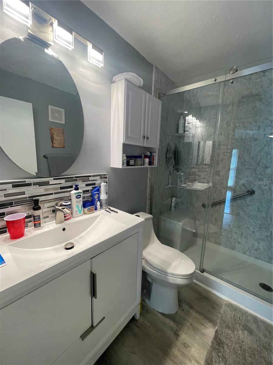 GARDENS THE CONDO - Residential Lease