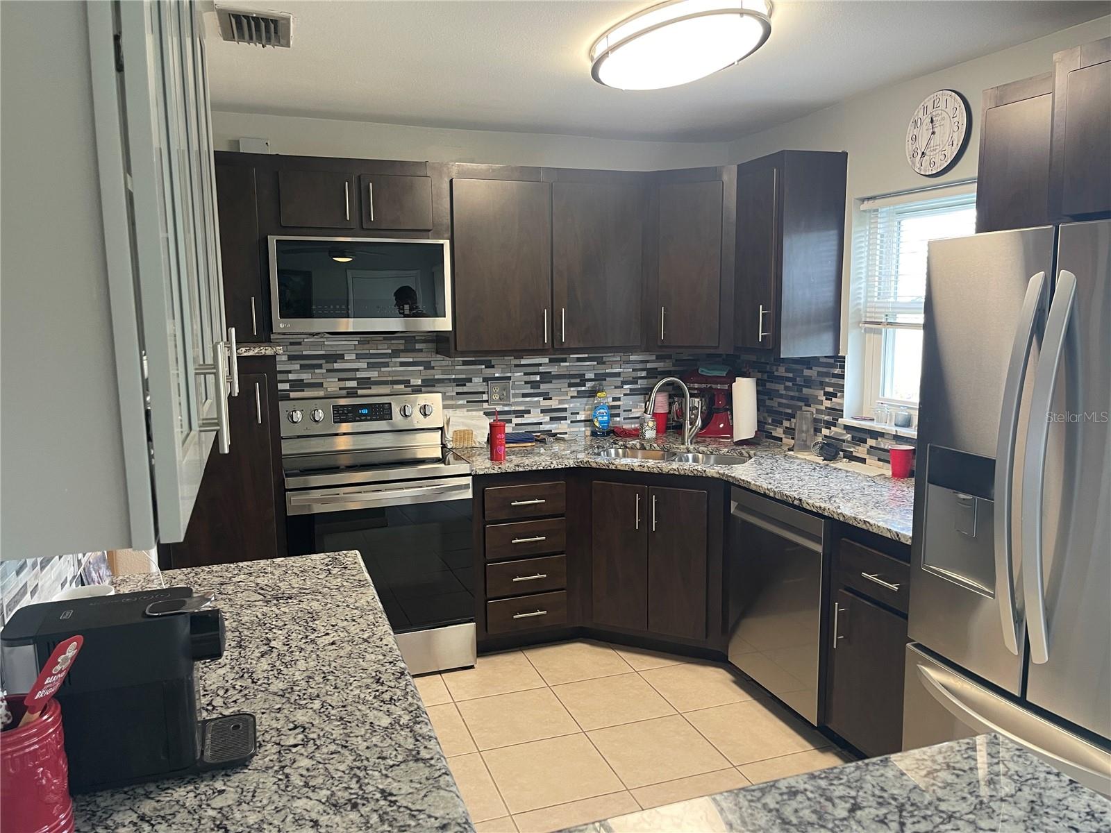 GARDENS THE CONDO - Residential Lease