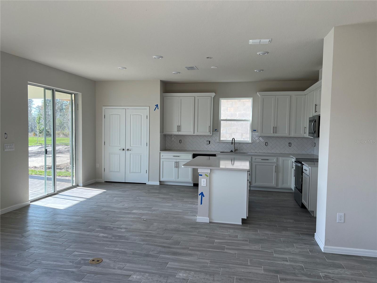 SERENOA LAKES - Residential