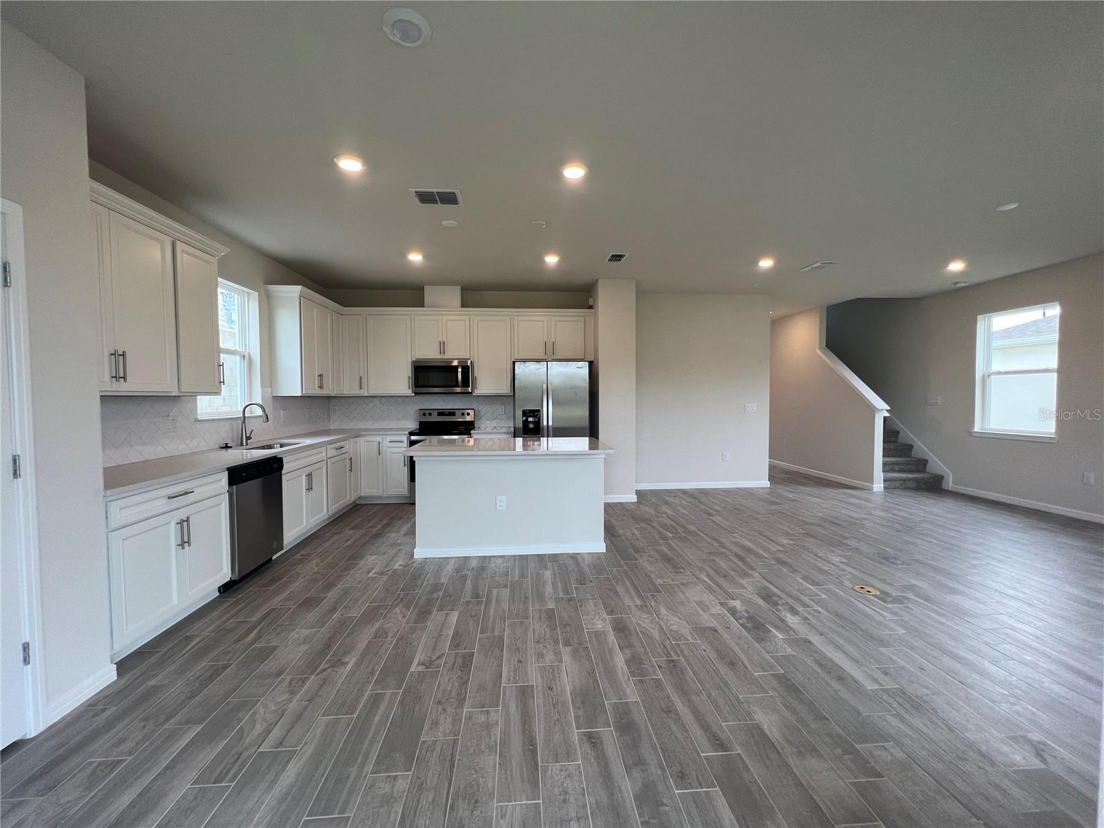 SERENOA LAKES - Residential