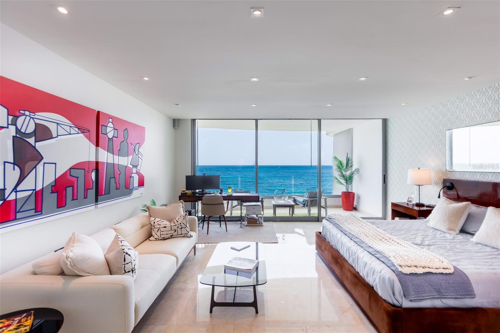 AZURE BEACH - Residential