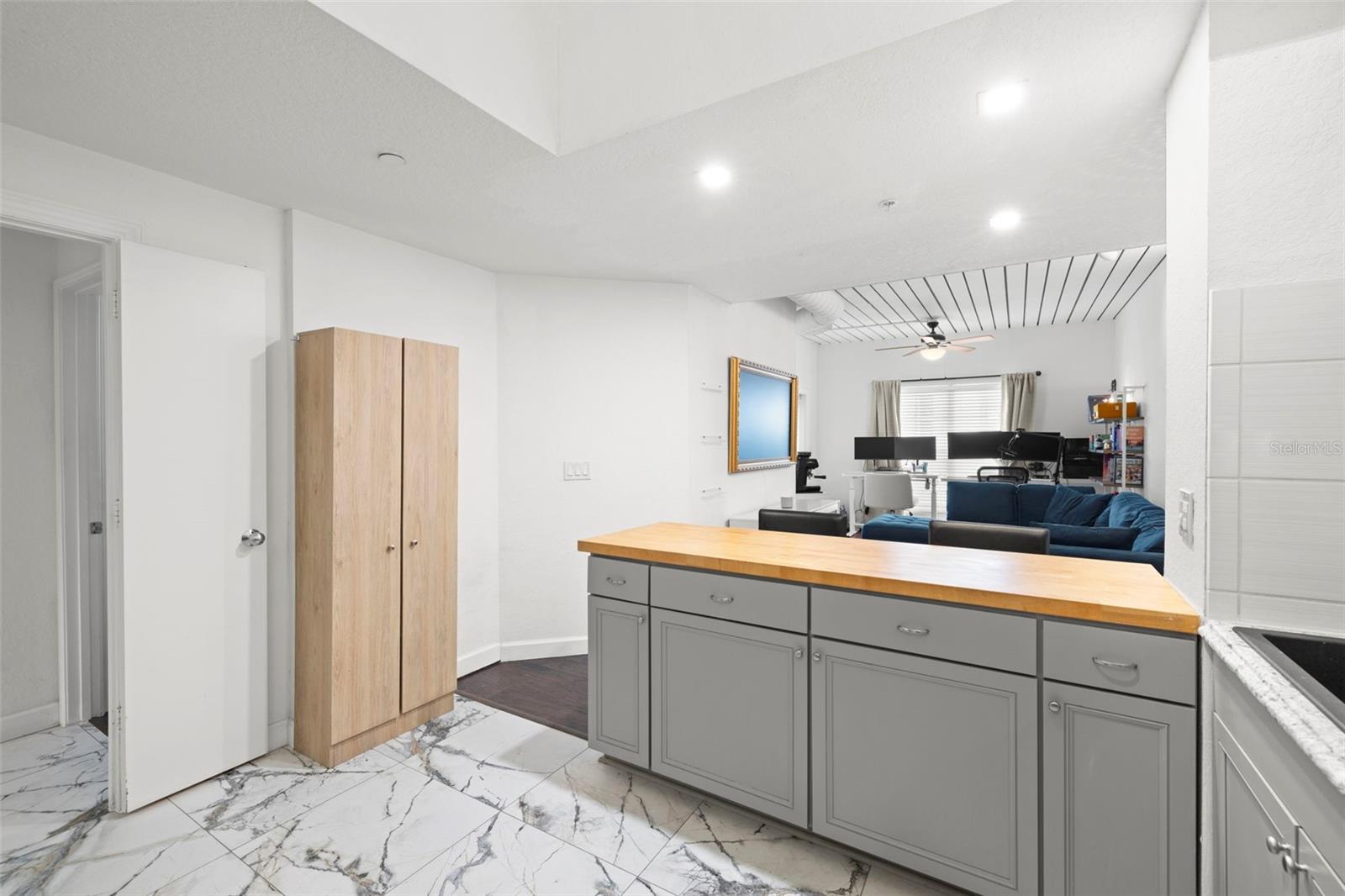 THE MADISON AT SOHO II CONDO - Residential