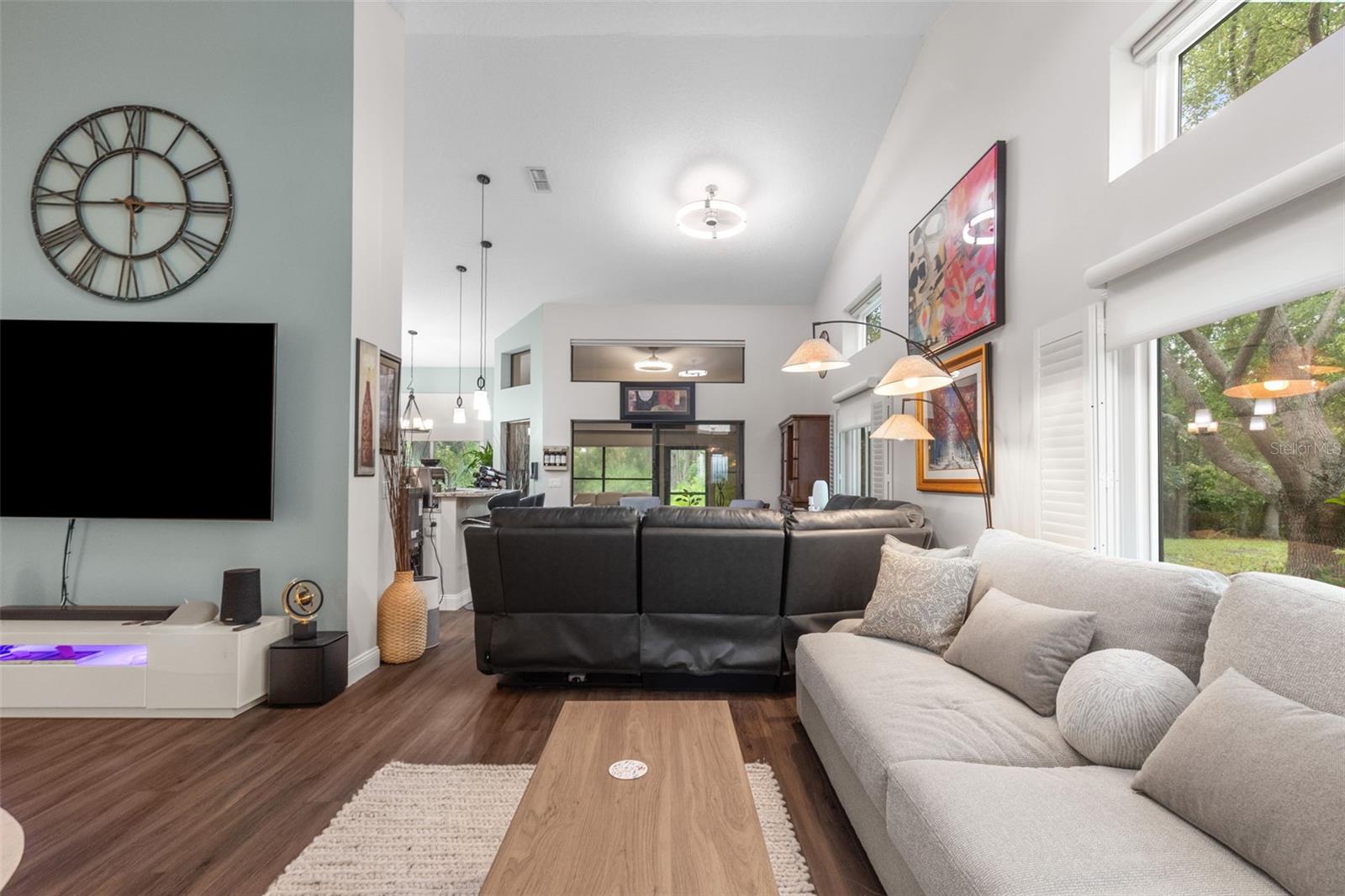 9338 WHISPERING MEADOW COURT
