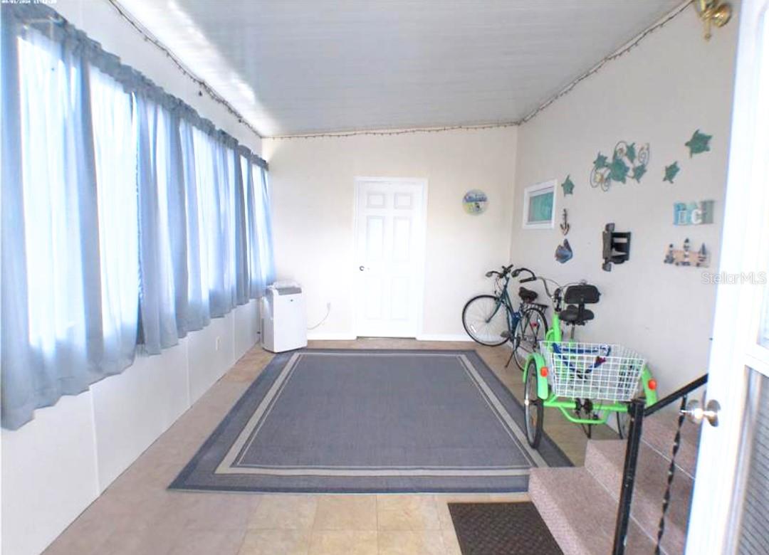 HOLIDAY PARK 2 - Residential