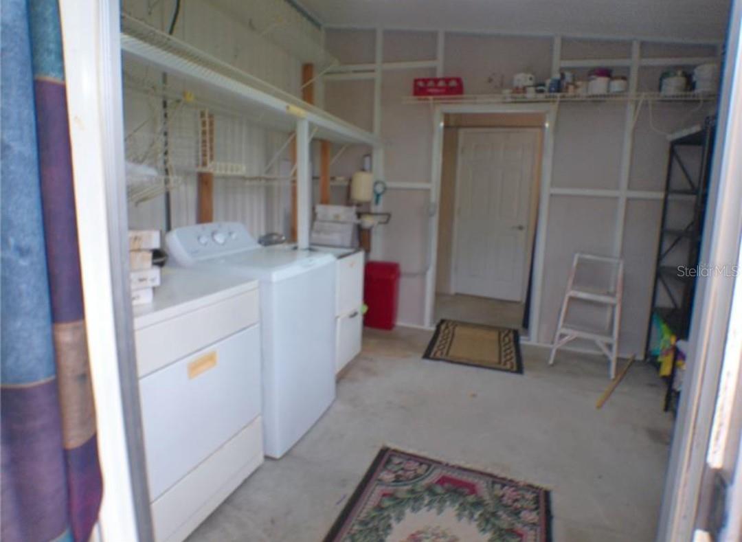 HOLIDAY PARK 2 - Residential