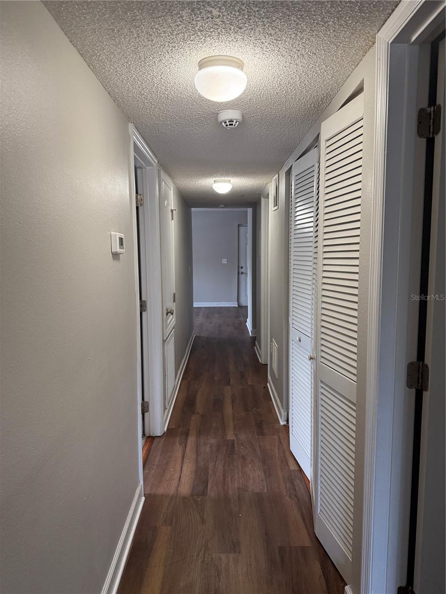 MIRIADA CONDO - Residential