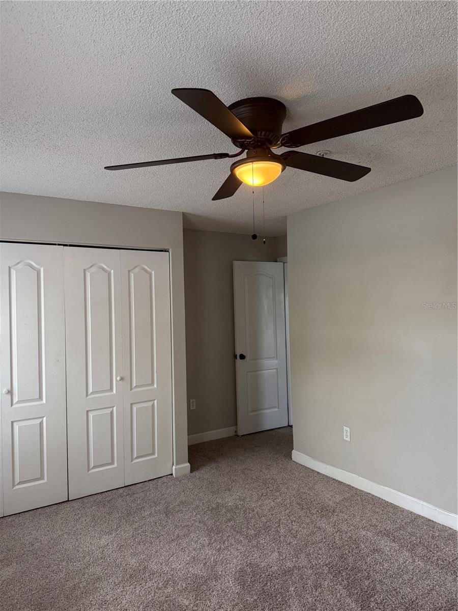 MIRIADA CONDO - Residential