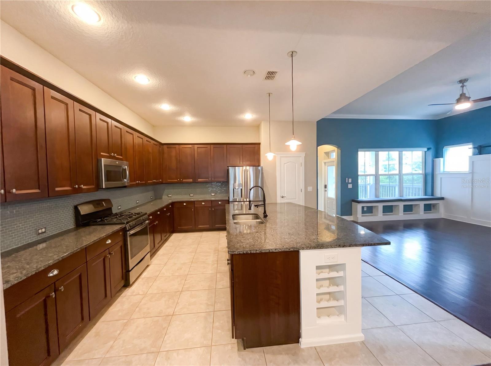 1338 UNION CLUB DRIVE