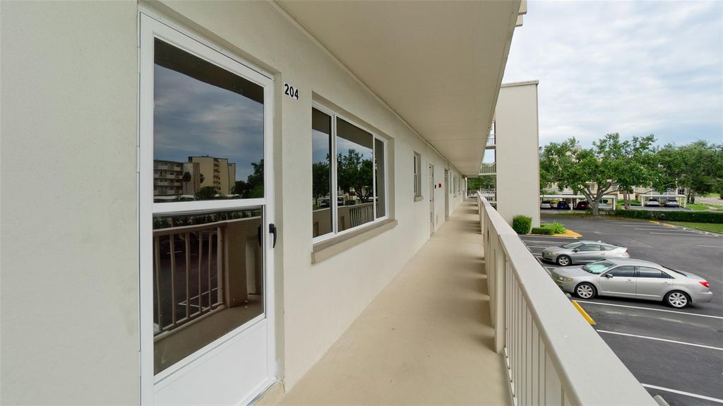 Photo of 4210 Ironwood Circle #204J, Bradenton, FL 34209 (MLS # A4708534)