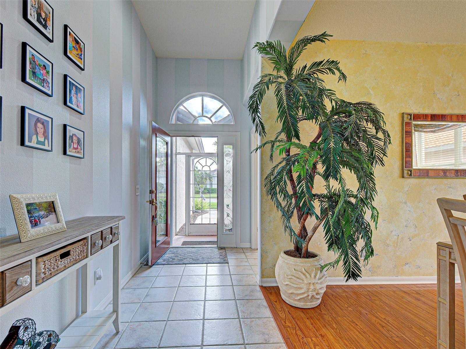 PELICAN POINTE GOLF & COUNTRY CLUB - Residential