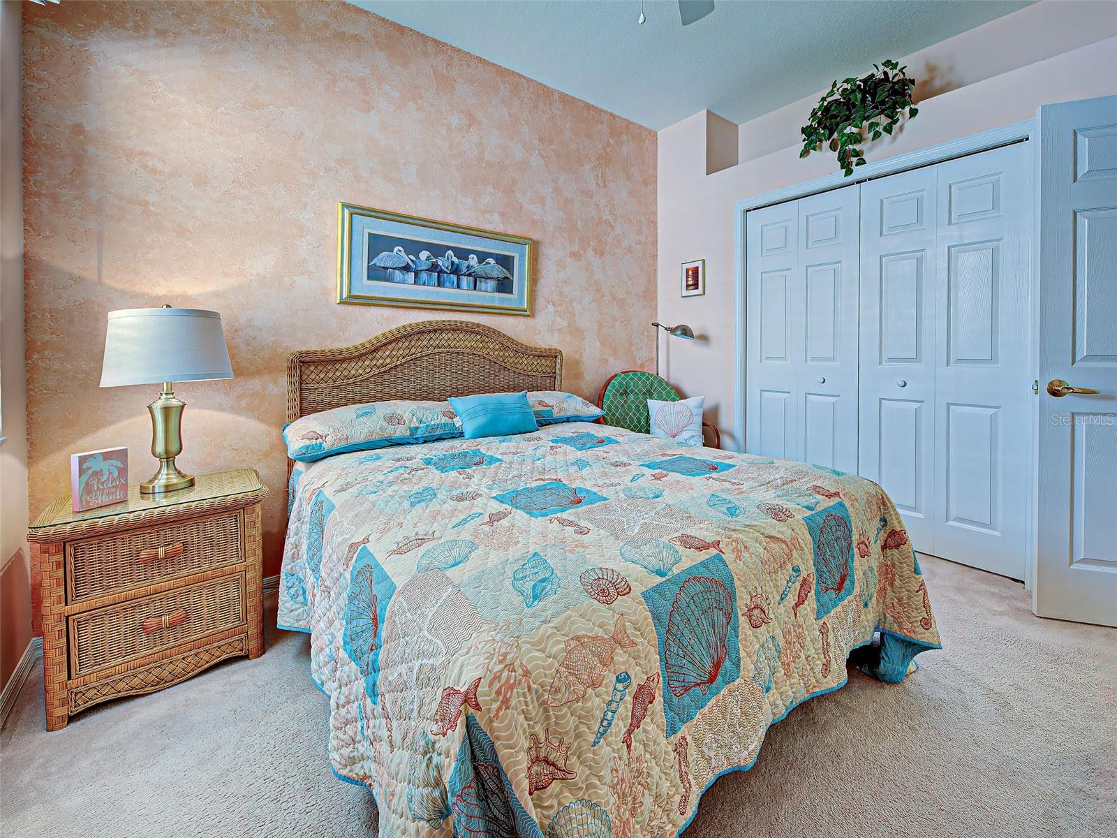 PELICAN POINTE GOLF & COUNTRY CLUB - Residential