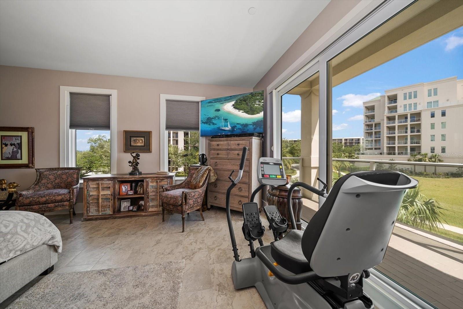 BELLEVIEW PLACE - Residential