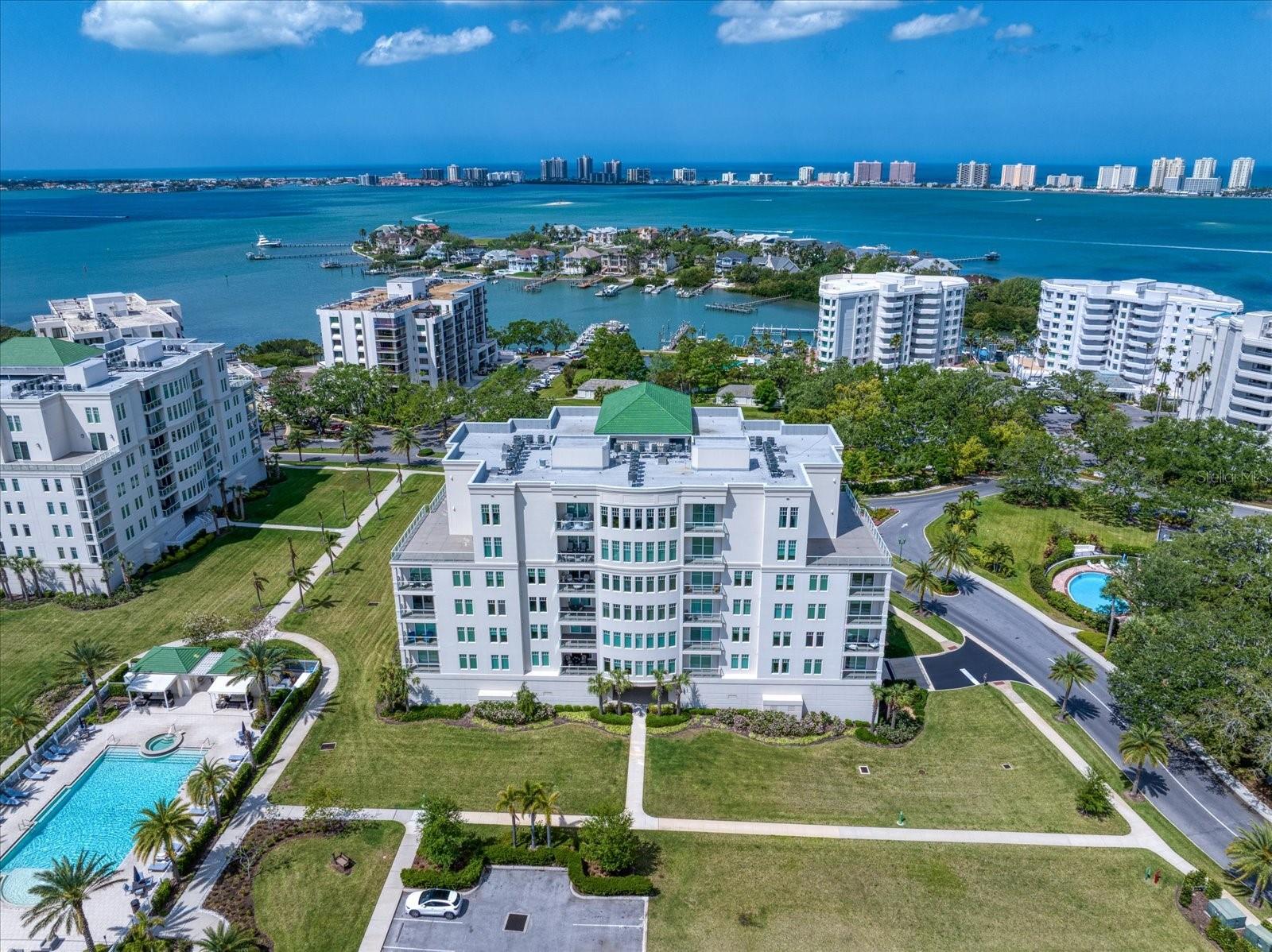BELLEVIEW PLACE - Residential