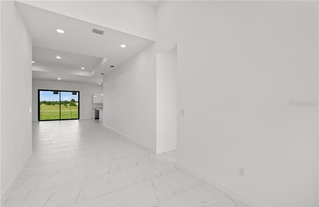 Photo of 4105 NW 38th Terrace, Cape Coral, FL 33993 (MLS # O6405483)
