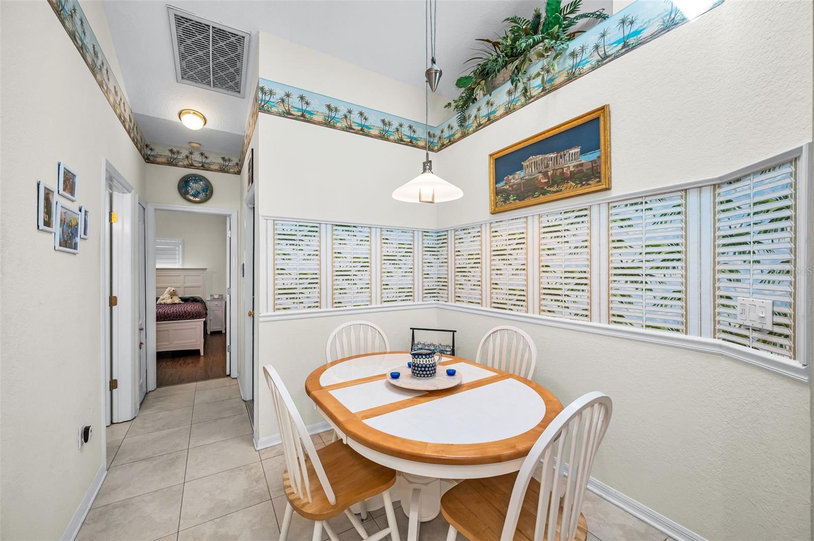 QUEEN ANNE GATE - Residential