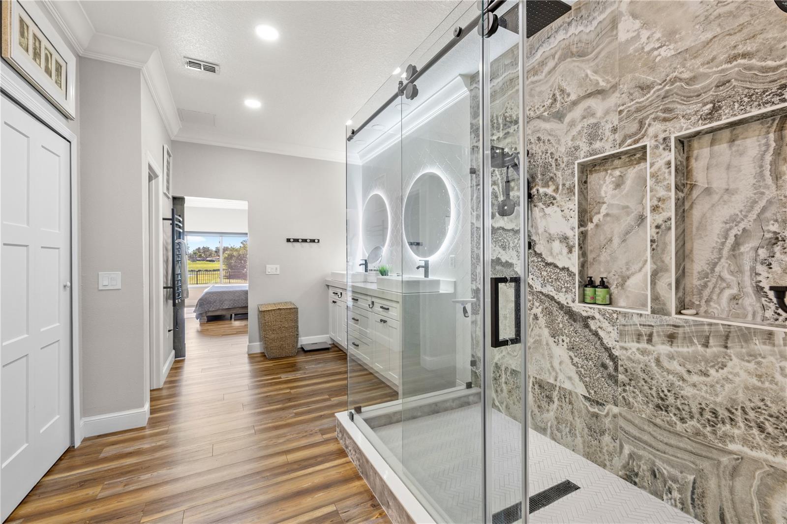 BELLALAGO - Residential