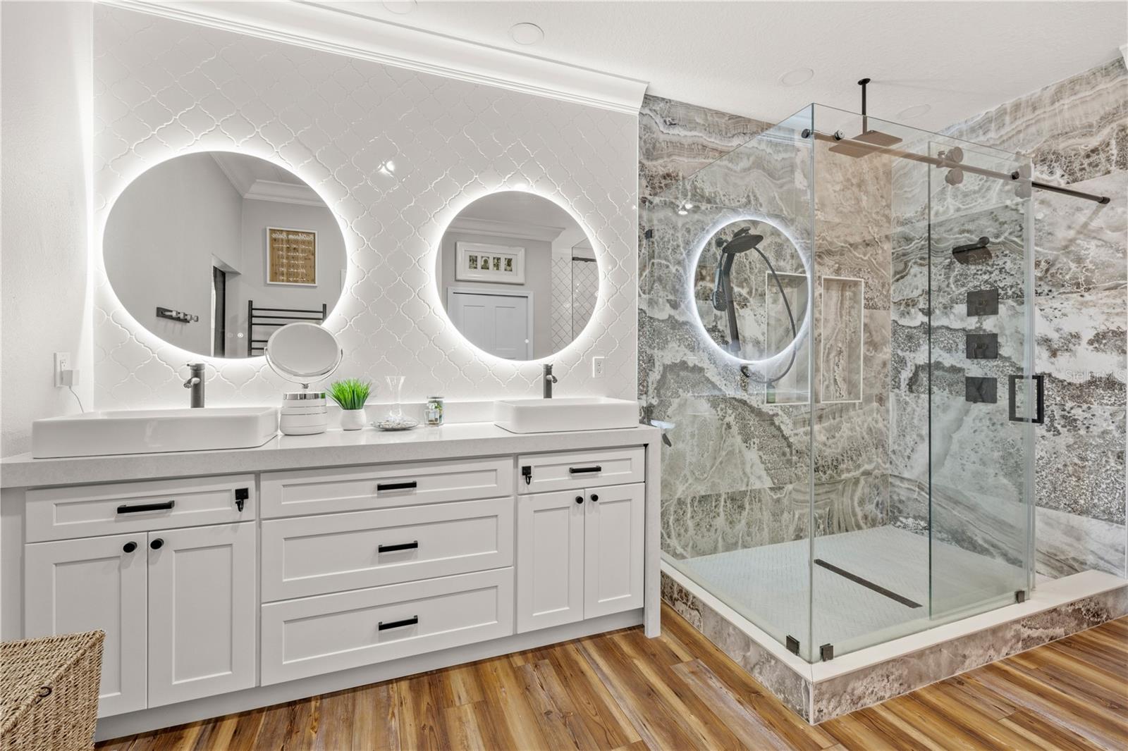 BELLALAGO - Residential