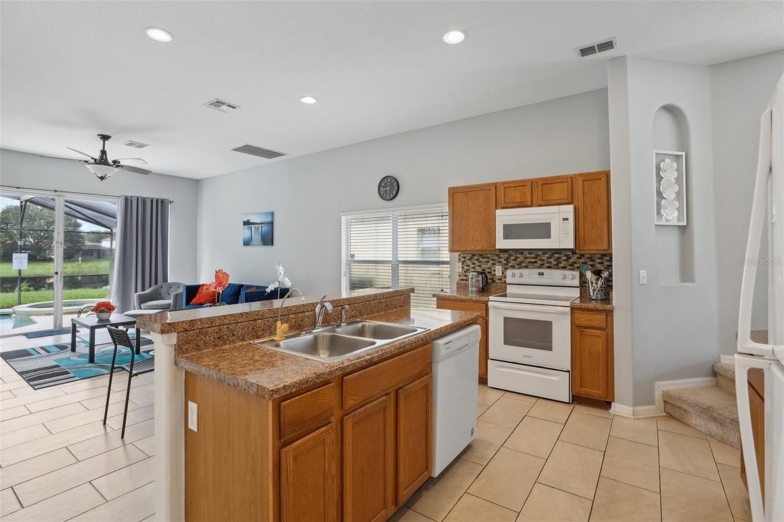 Photo 9 of 44 of 16838 GLENBROOK BOULEVARD house