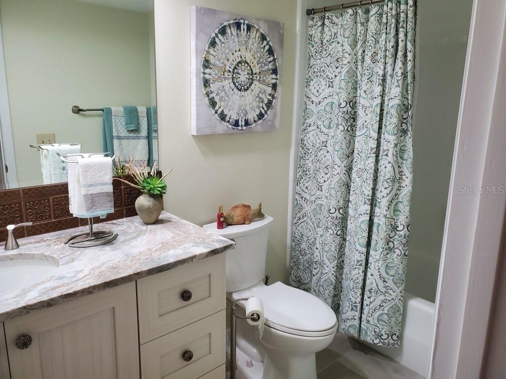 HARBORAGE II - Residential