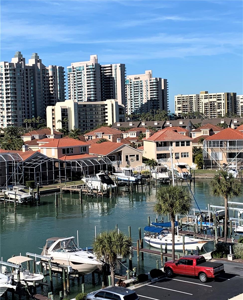 HARBORAGE II - Residential