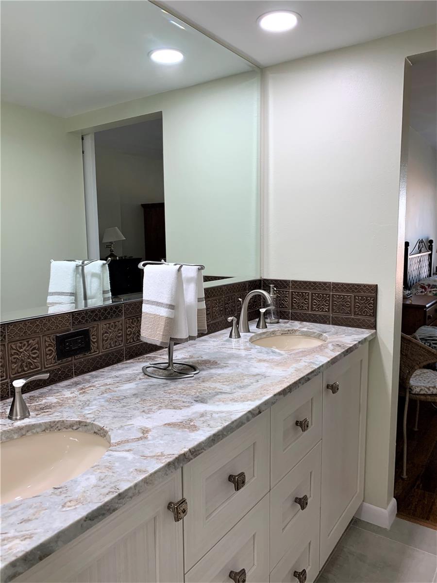 HARBORAGE II - Residential