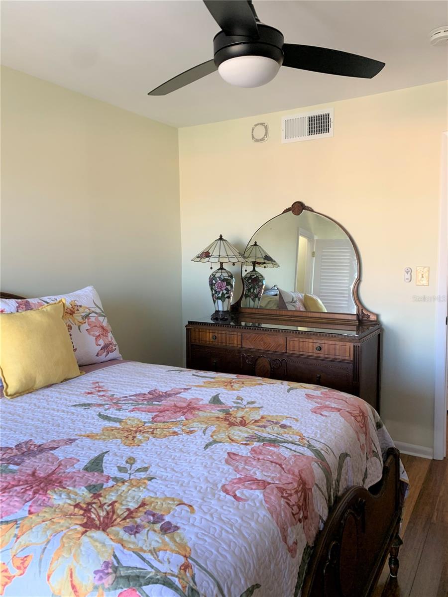 HARBORAGE II - Residential