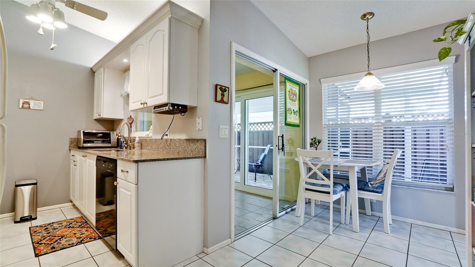 COUNTRY VILLAGE SEC 11 - Residential Lease