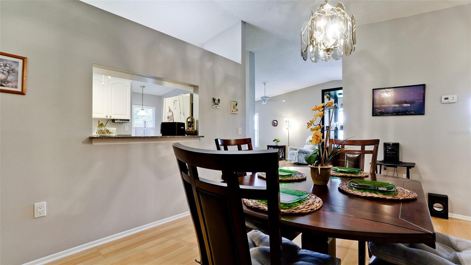 COUNTRY VILLAGE SEC 11 - Residential Lease