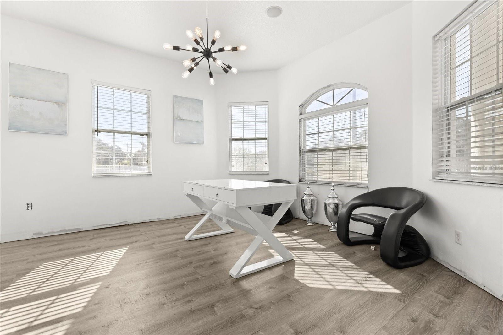 SHADOW RUN UNIT 1 - Residential