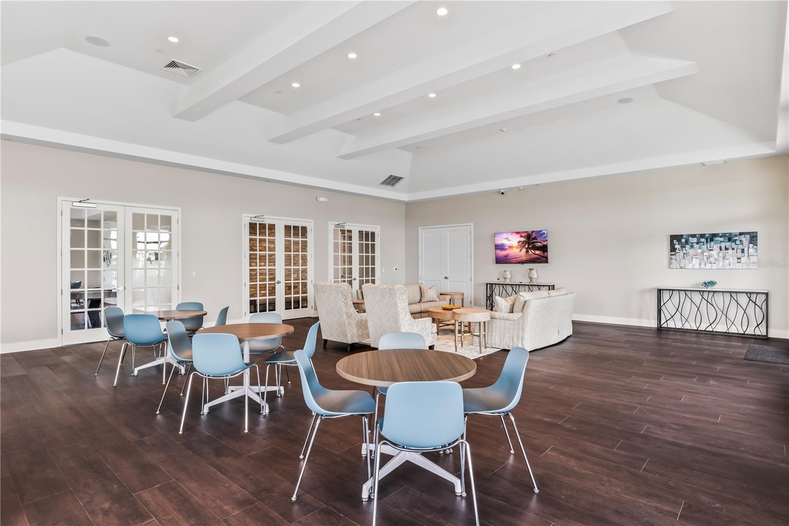 COVE AT WEST PORT - Residential