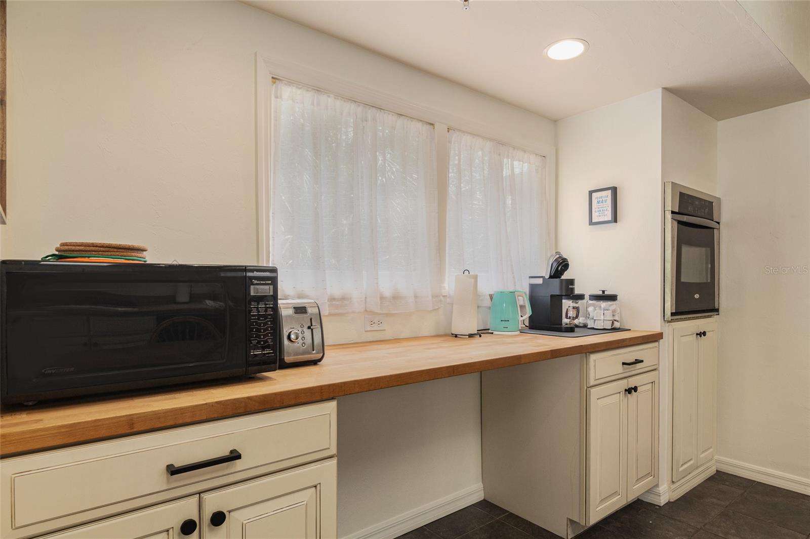 DOIG ROBERTSON - Commercial Sale