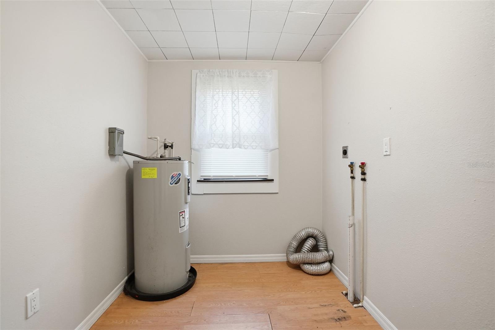 MAYS GREENGLADES 1ST ADD - Residential