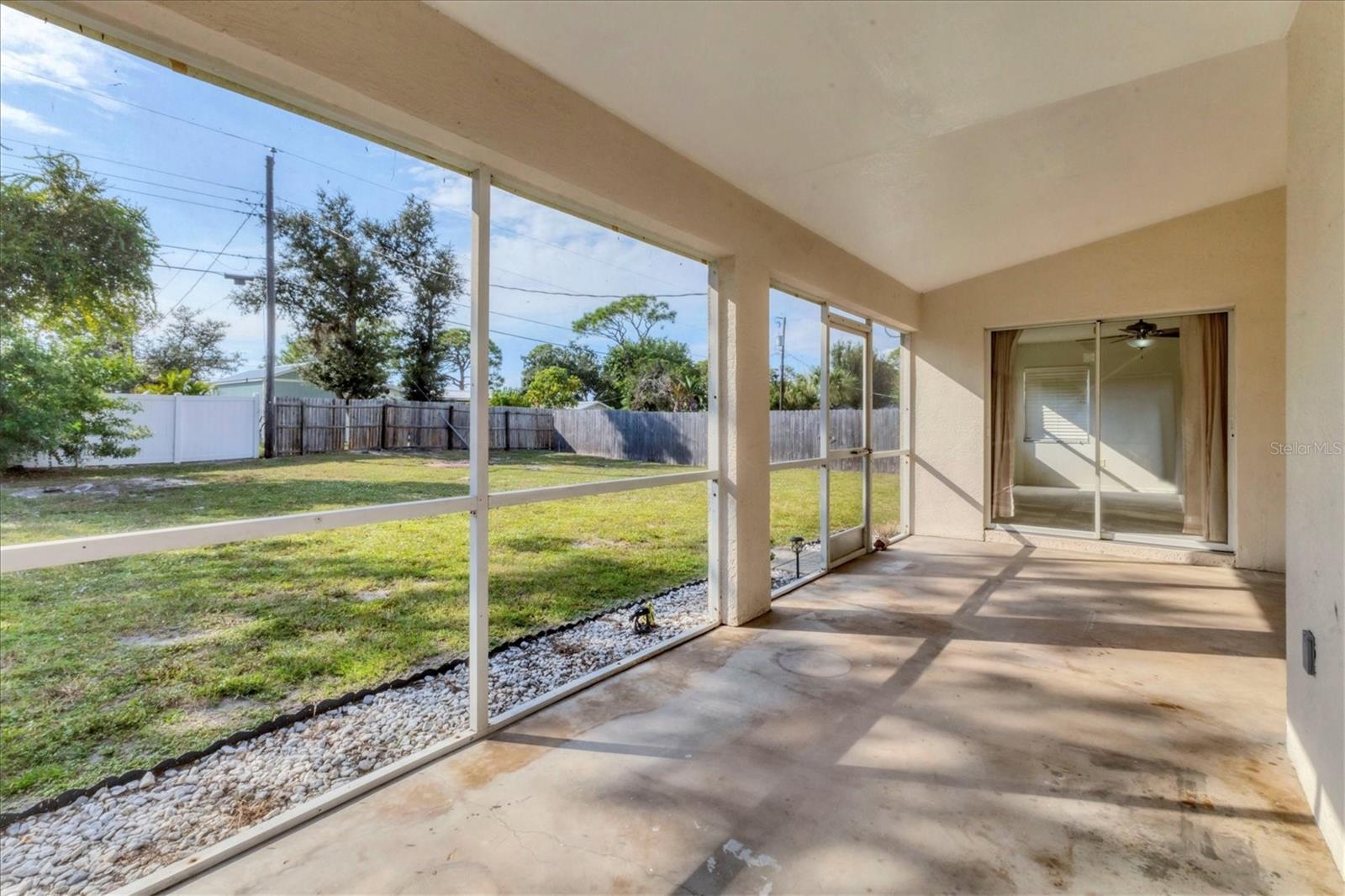BAY VIEW MANOR - Residential