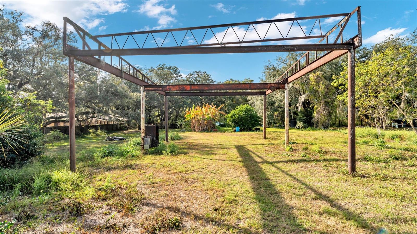 WEST PINECREST - Land