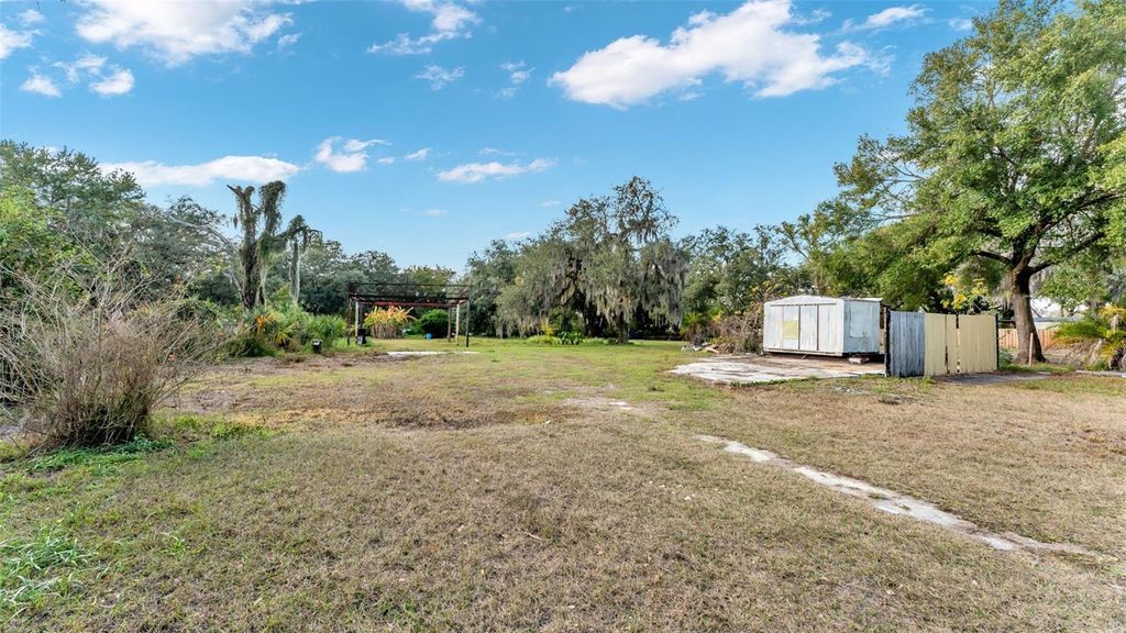 Photo of 23 Violet Street, Plant City, FL 33563 (MLS # L4958255)