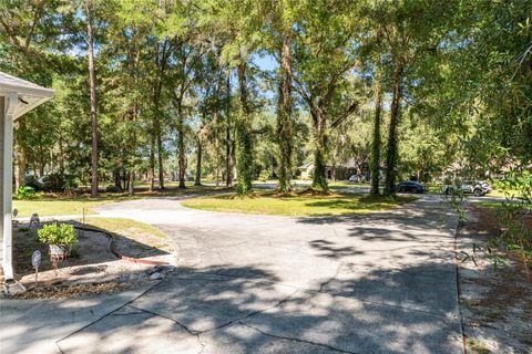 Tiny photo for 42 SE 103rd Street, Ocala, FL 34480 (MLS # OM711674)