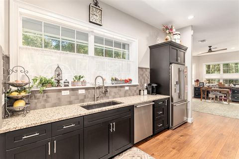 Tiny photo for 42 SE 103rd Street, Ocala, FL 34480 (MLS # OM711674)