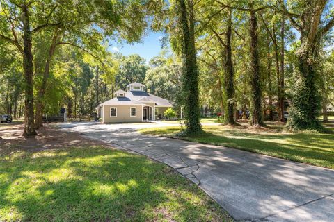 Tiny photo for 42 SE 103rd Street, Ocala, FL 34480 (MLS # OM711674)