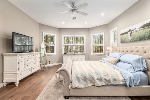 Tiny photo for 42 SE 103rd Street, Ocala, FL 34480 (MLS # OM711674)