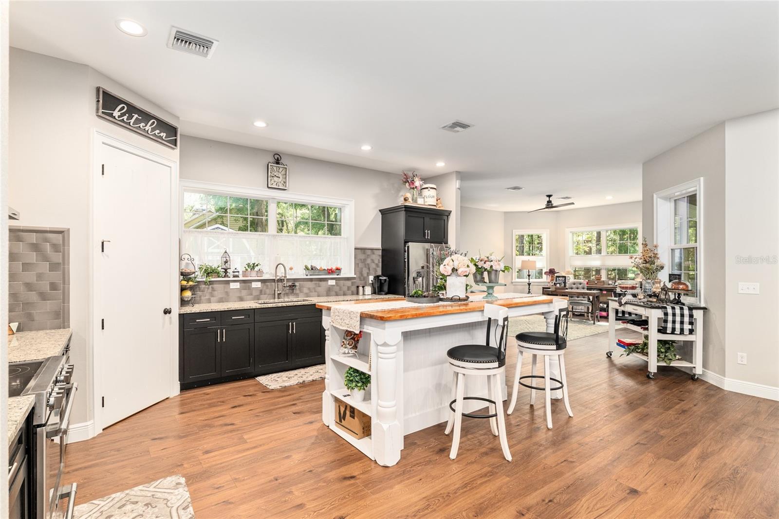 FOUNTAIN OAK - Residential