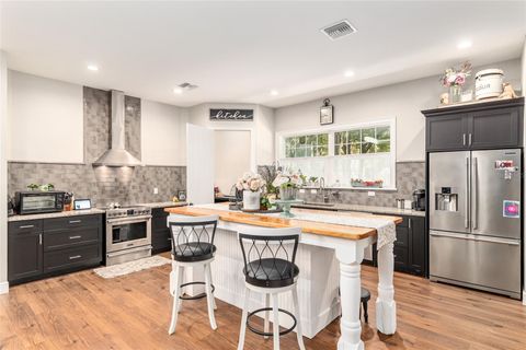 Tiny photo for 42 SE 103rd Street, Ocala, FL 34480 (MLS # OM711674)