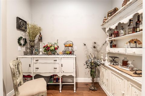 Tiny photo for 42 SE 103rd Street, Ocala, FL 34480 (MLS # OM711674)