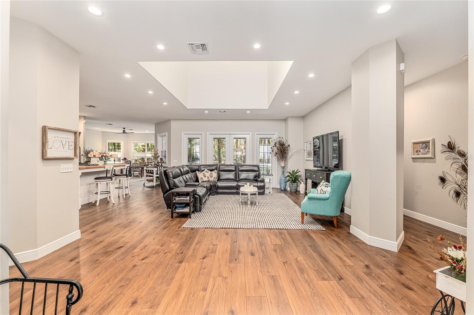 FOUNTAIN OAK - Residential