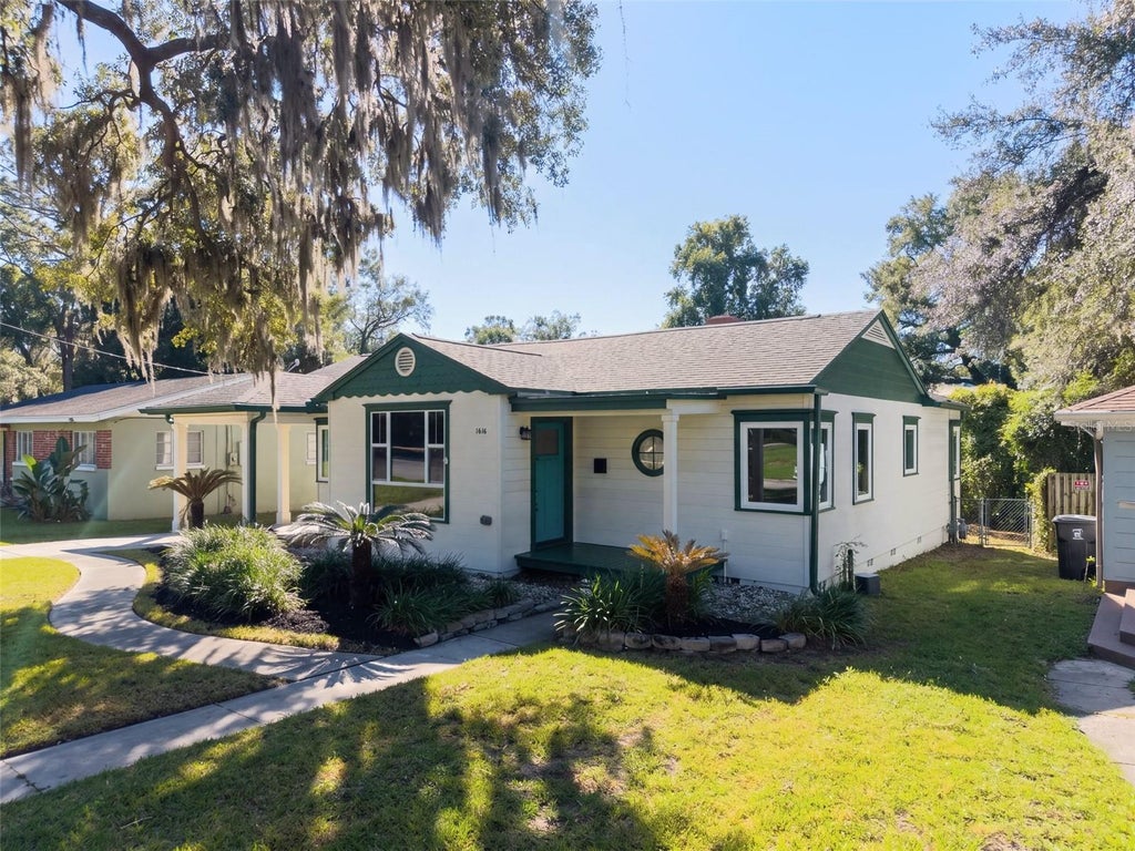 Photo of 1616 E Jefferson Street, Orlando, FL 32803 (MLS # O6449143)