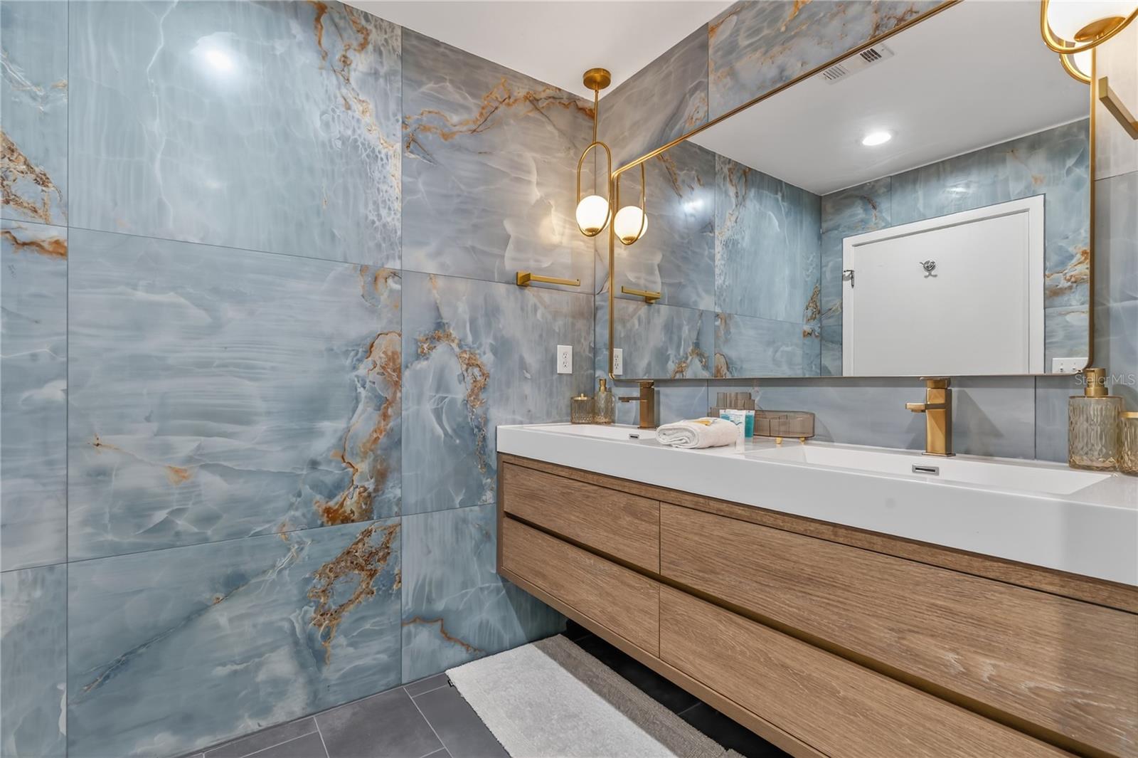 JACKSON - Residential