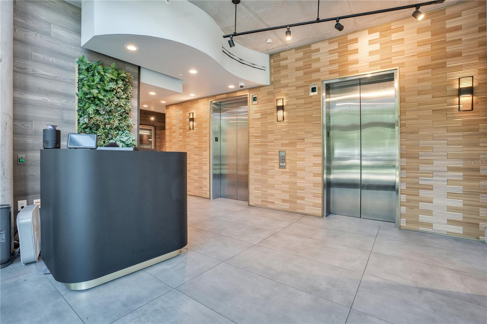 525 E JACKSON STREET 403