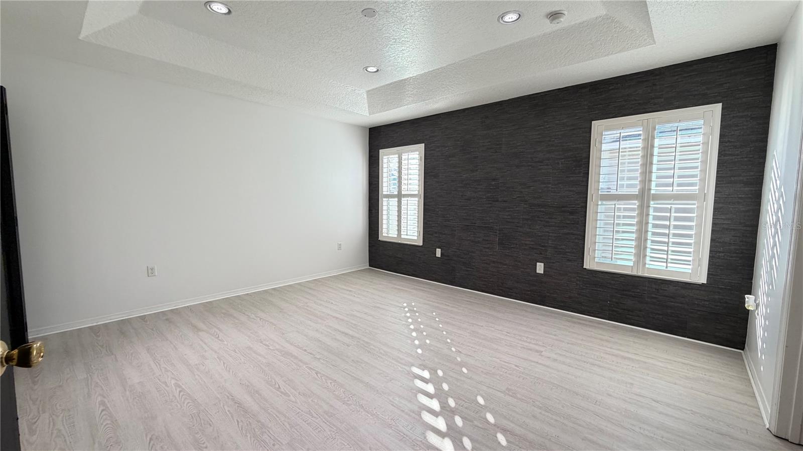 SAWGRASS PLANTATION PH 1B SEC2 - Residential Lease