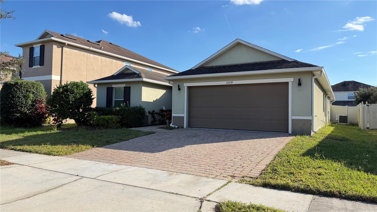 SAWGRASS PLANTATION PH 1B SEC2 - Residential Lease