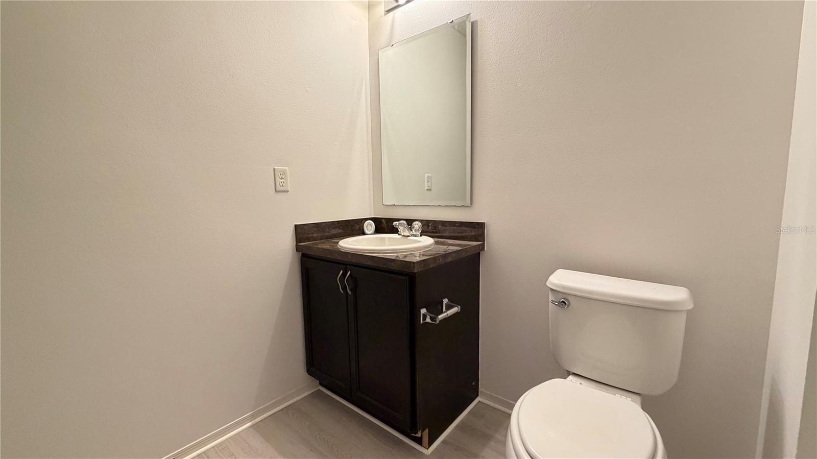 SAWGRASS PLANTATION PH 1B SEC2 - Residential Lease